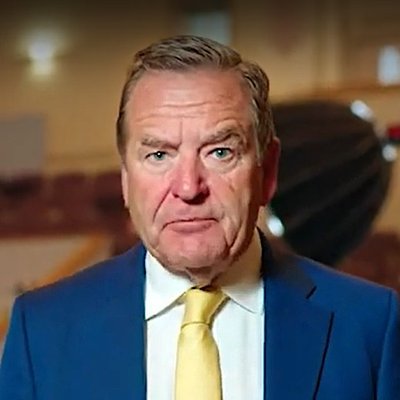Jeff Stelling